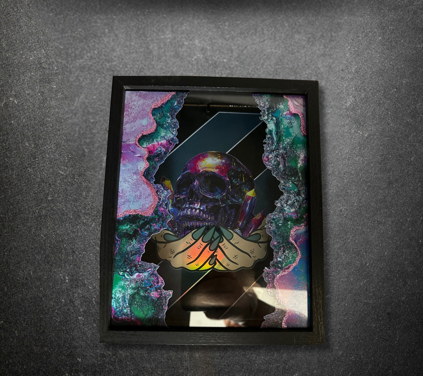 Crystal Geode Skull Shadowbox, Unique Dark Academia Wall Decor, Perfect Art for a Gothic Living Spcae