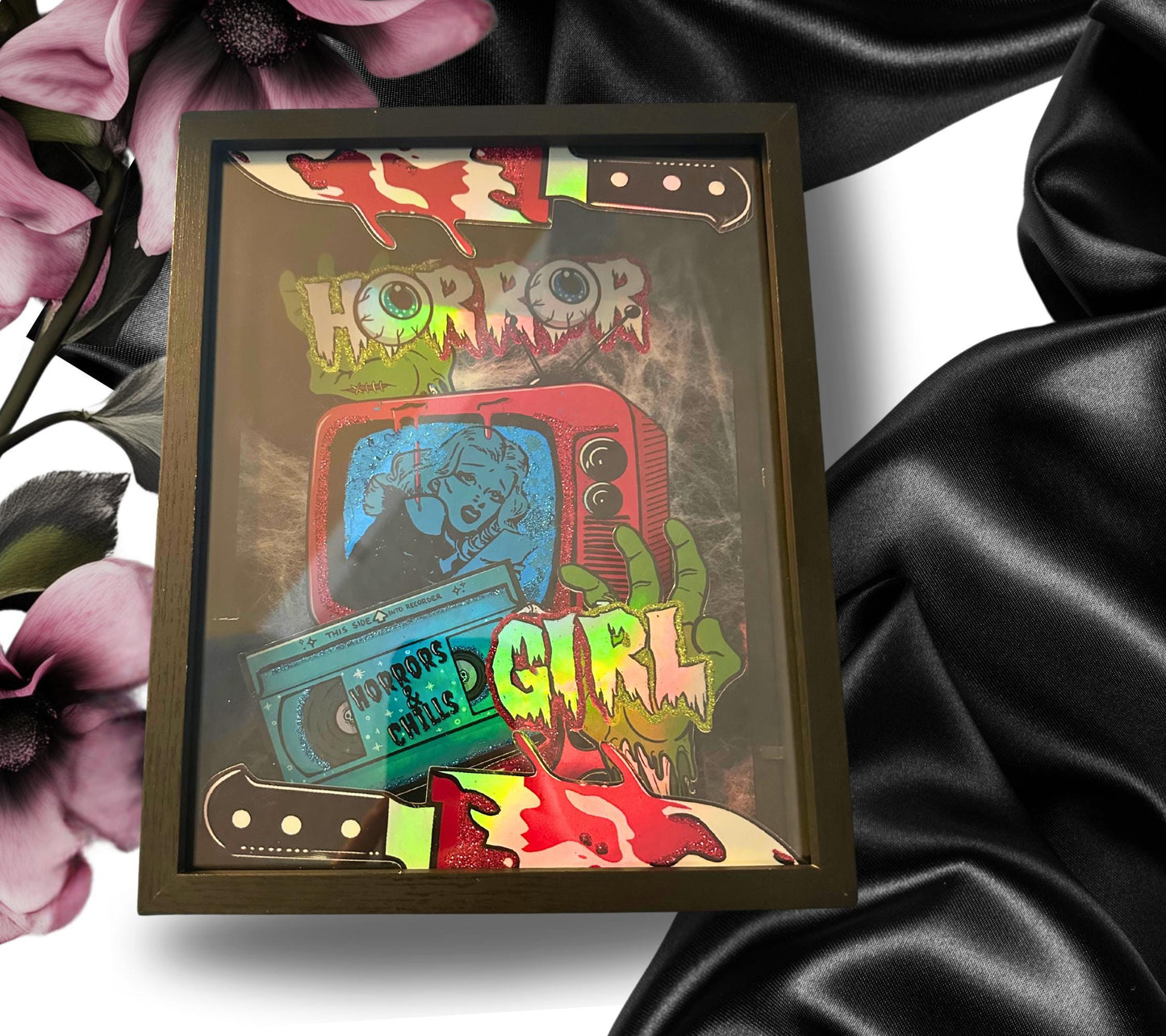 Retro Vintage Horror Girl Shadowbox, Unique Dark Academia Wall Decor, Perfect Art for a Gothic Living Space or Valentine’s Day