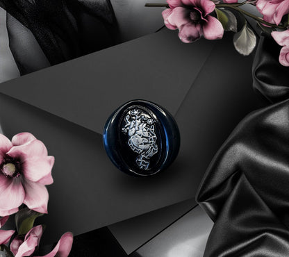 Skeleton Hand Anatomical Heart Wax Seal – Gothic Black Adhesive Seal with Flowers for Envelopes & Invitations