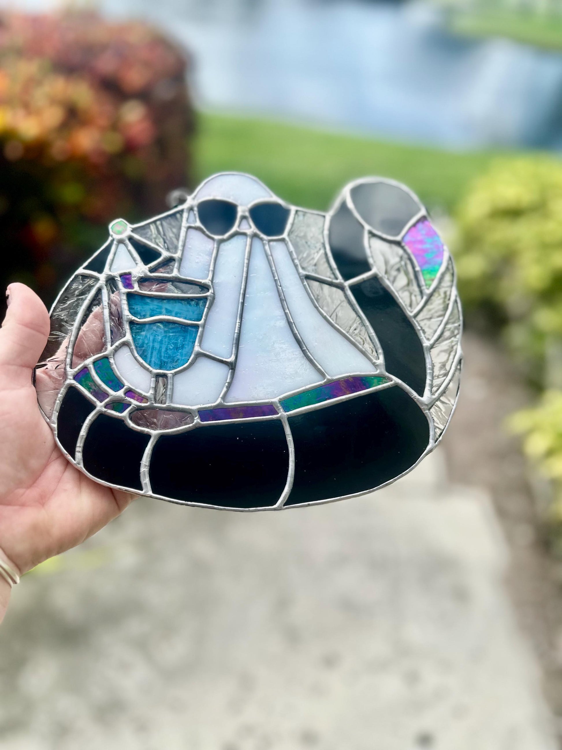 Beach Goth Ghost Stained Glass – Spooky Summer Ghost Suncatcher for Gothic Home Décor