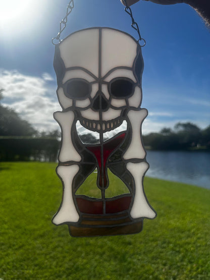 Stained Glass Memento Mori Skull Hourglass — Gothic Home Decor Suncatcher