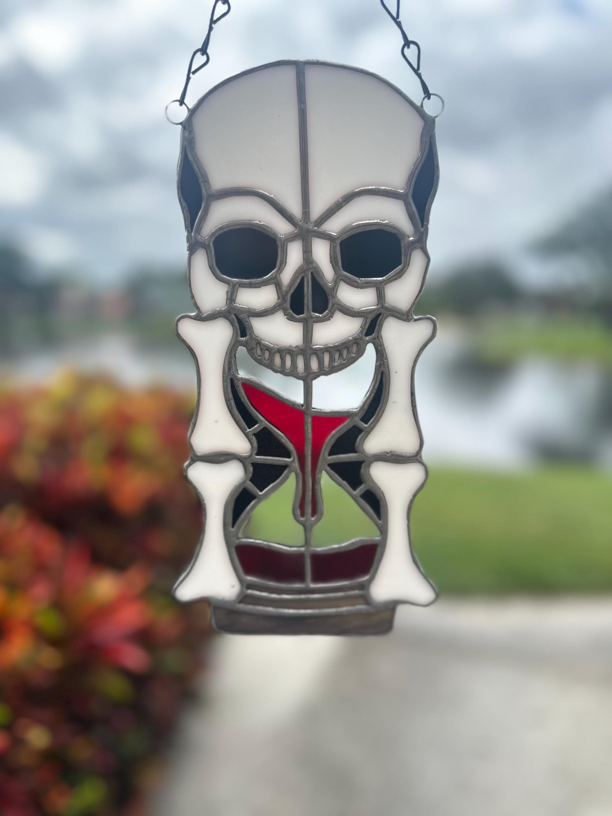 Stained Glass Memento Mori Skull Hourglass — Gothic Home Decor Suncatcher