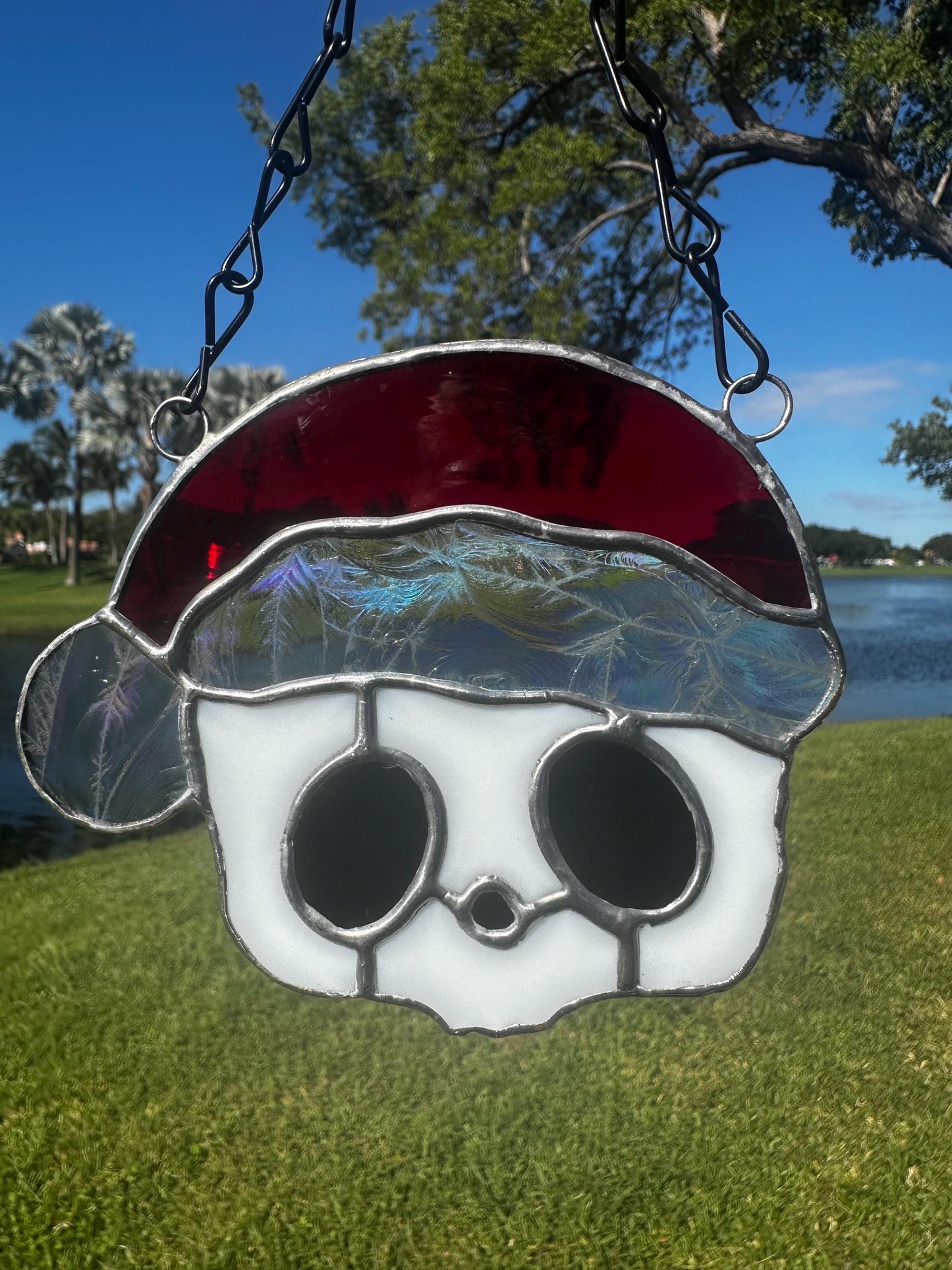 Red Santa Skull Stained Glass – Gothic Christmas Suncatcher | Creepy Cute Holiday Window Decor