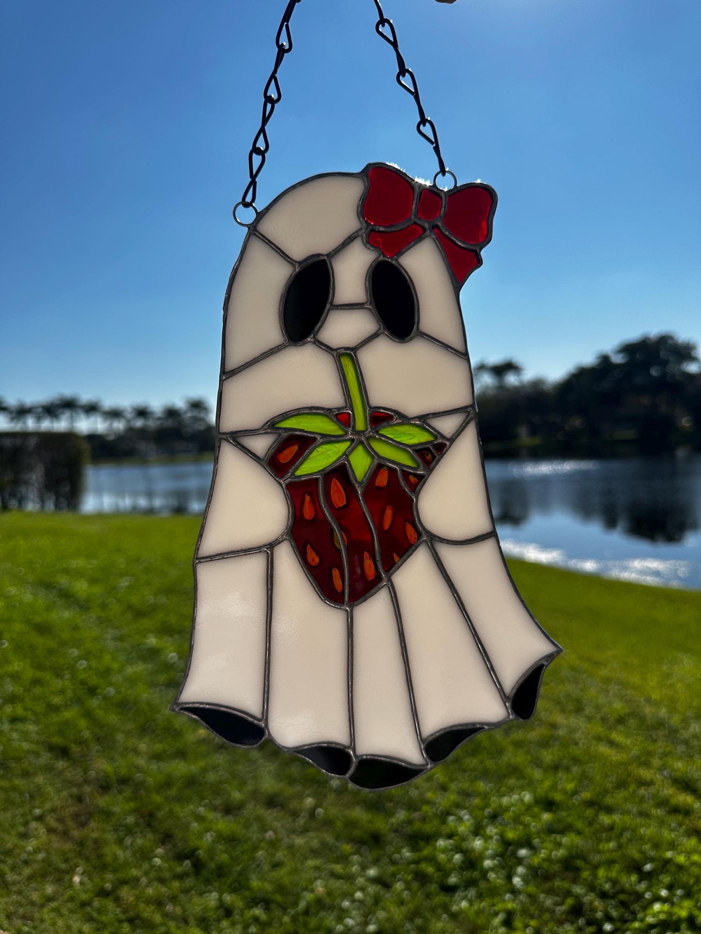 Strawberry Ghost Stained Glass Suncatcher – Gothic Cute Window Hanging Decor