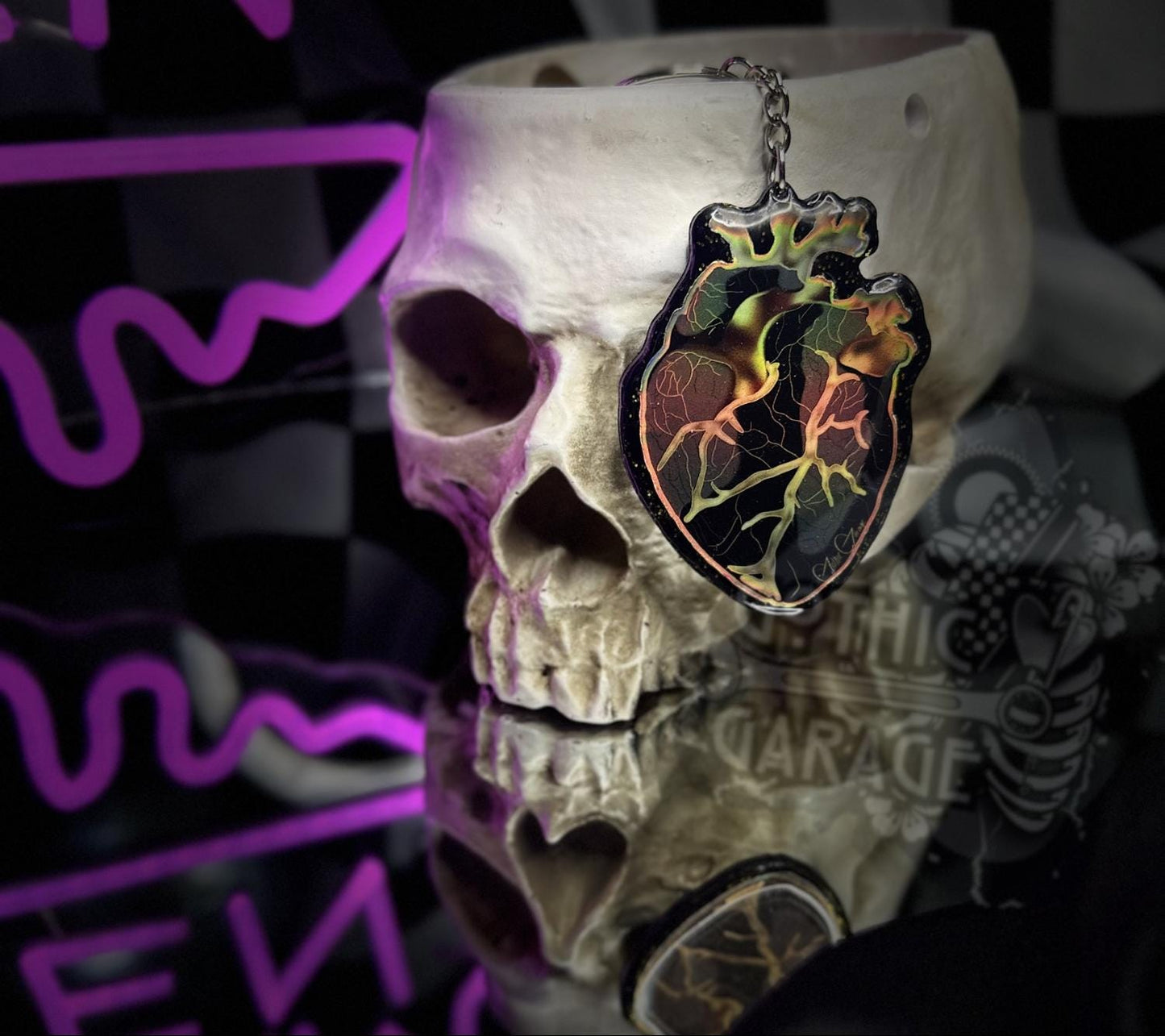 Anatomical Heart Keychain – Gothic Glitter Black & Gold Acrylic Keychain for Alternative Gifts